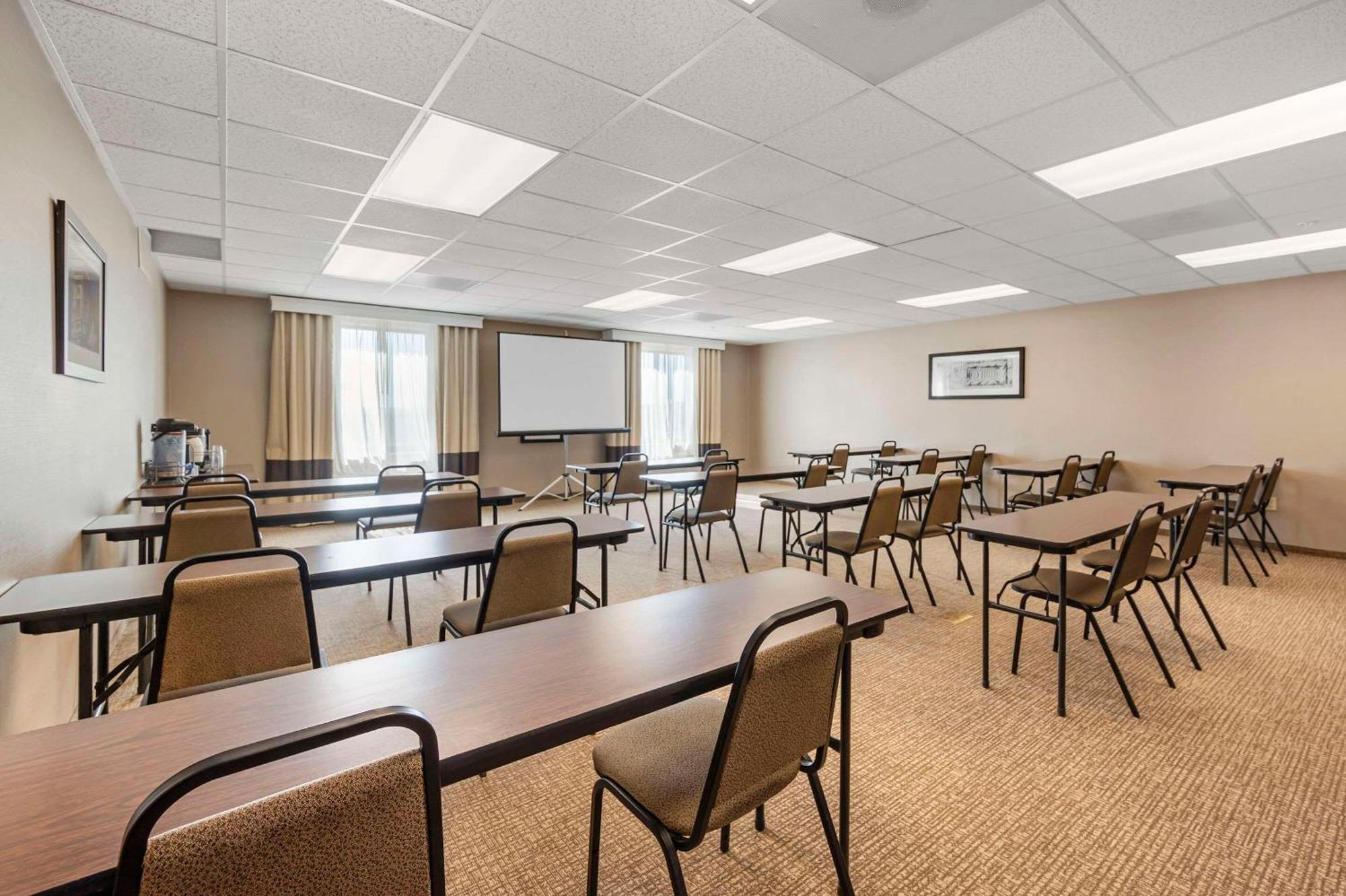 Comfort Inn & Suites Cheyenne Ngoại thất bức ảnh