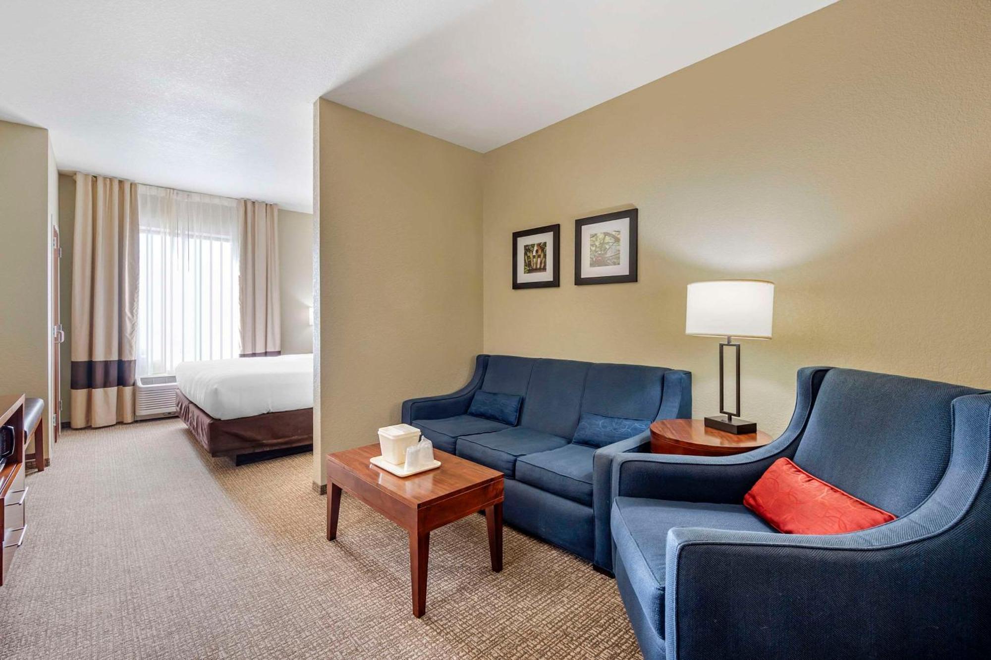 Comfort Inn & Suites Cheyenne Ngoại thất bức ảnh