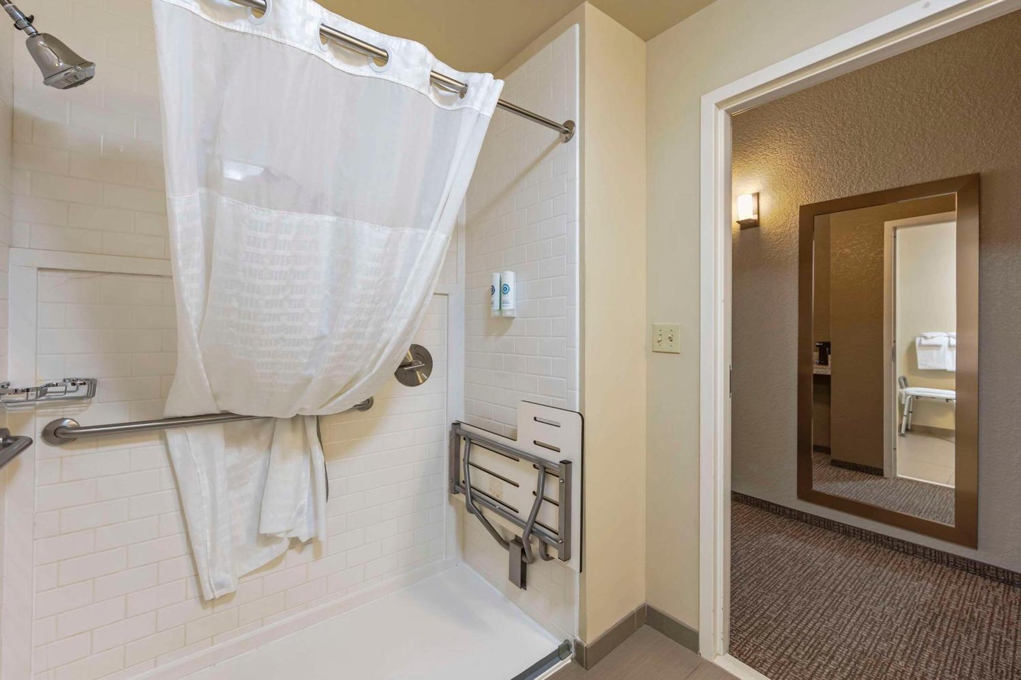 Comfort Inn & Suites Cheyenne Ngoại thất bức ảnh