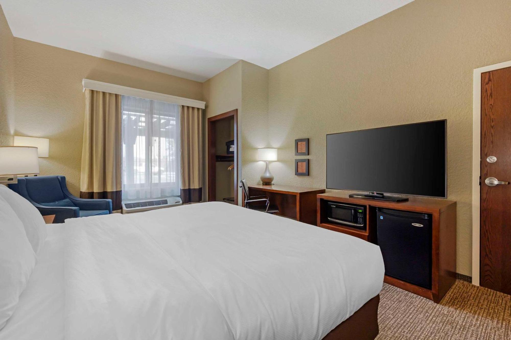 Comfort Inn & Suites Cheyenne Ngoại thất bức ảnh