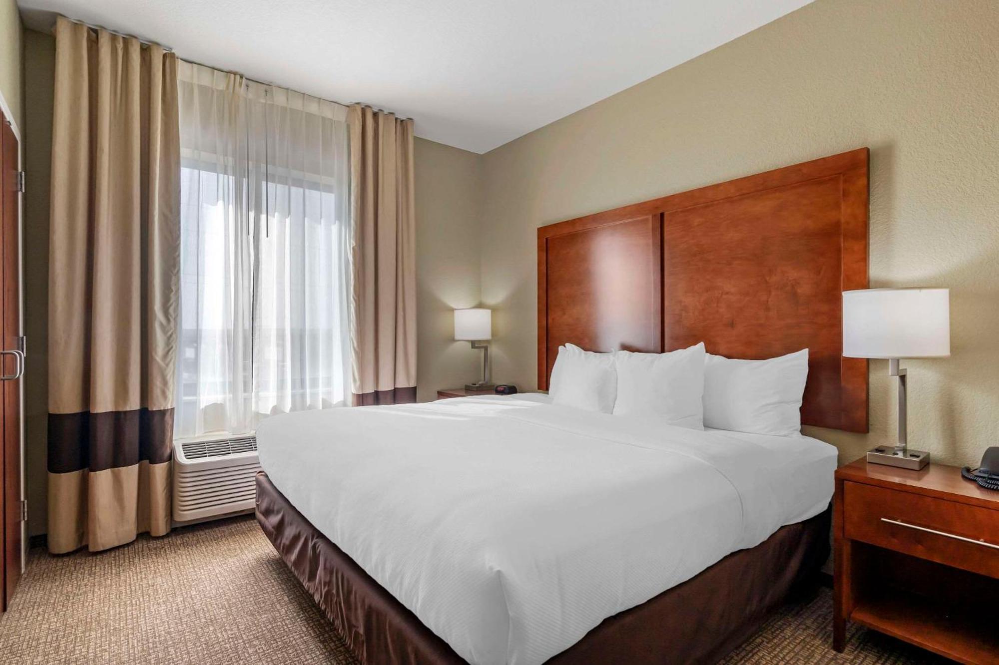 Comfort Inn & Suites Cheyenne Ngoại thất bức ảnh