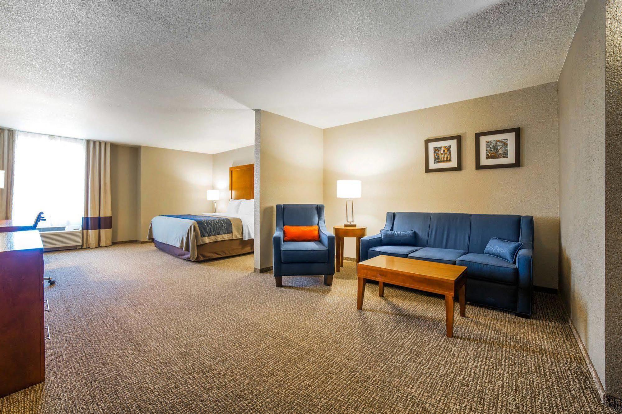 Comfort Inn & Suites Cheyenne Ngoại thất bức ảnh